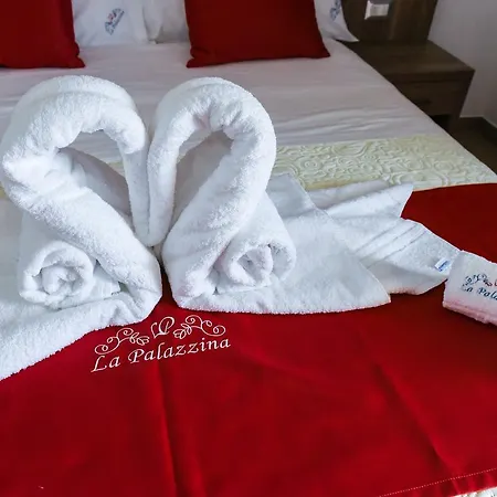 Bed & Breakfast La Palazzina 4*