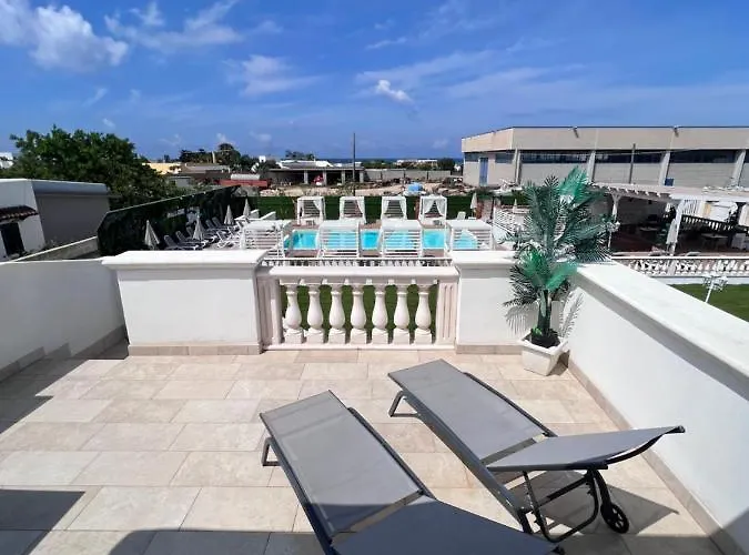 La Palazzina Bed & Breakfast